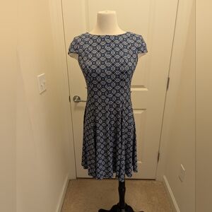 Jessica Howard Navy and White Geometric Dress Size 4P
